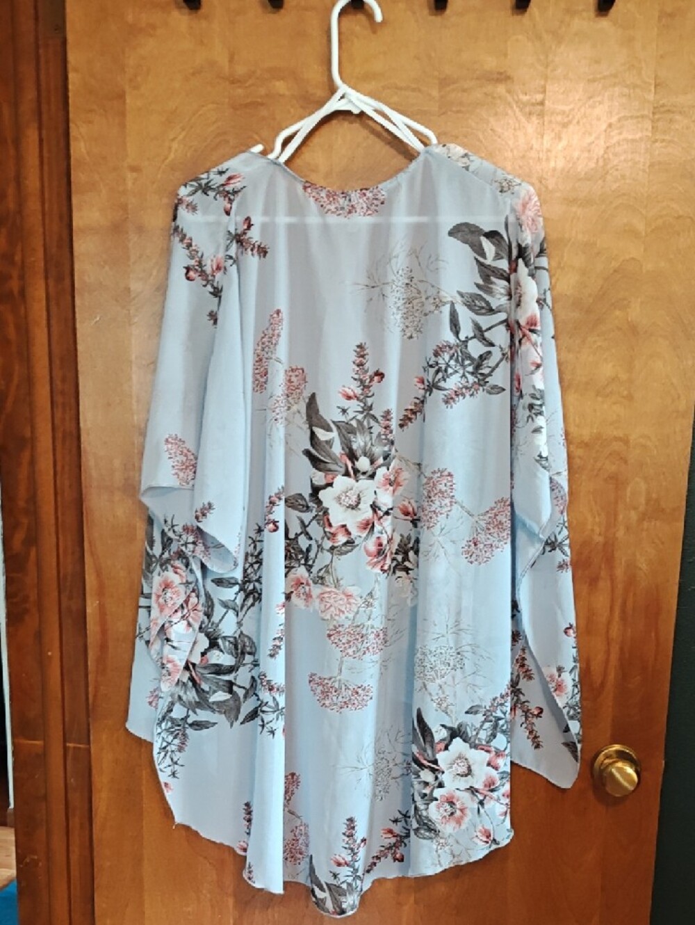 Emory Park Open Front Woven Floral Kimono - Picture 4 of 4